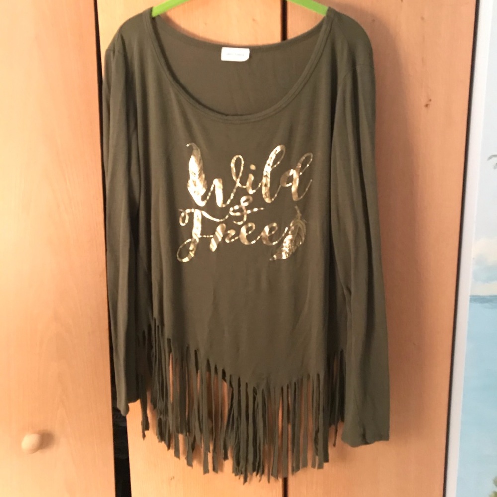 Free Kisses Fringe Bottom Top Sz XL